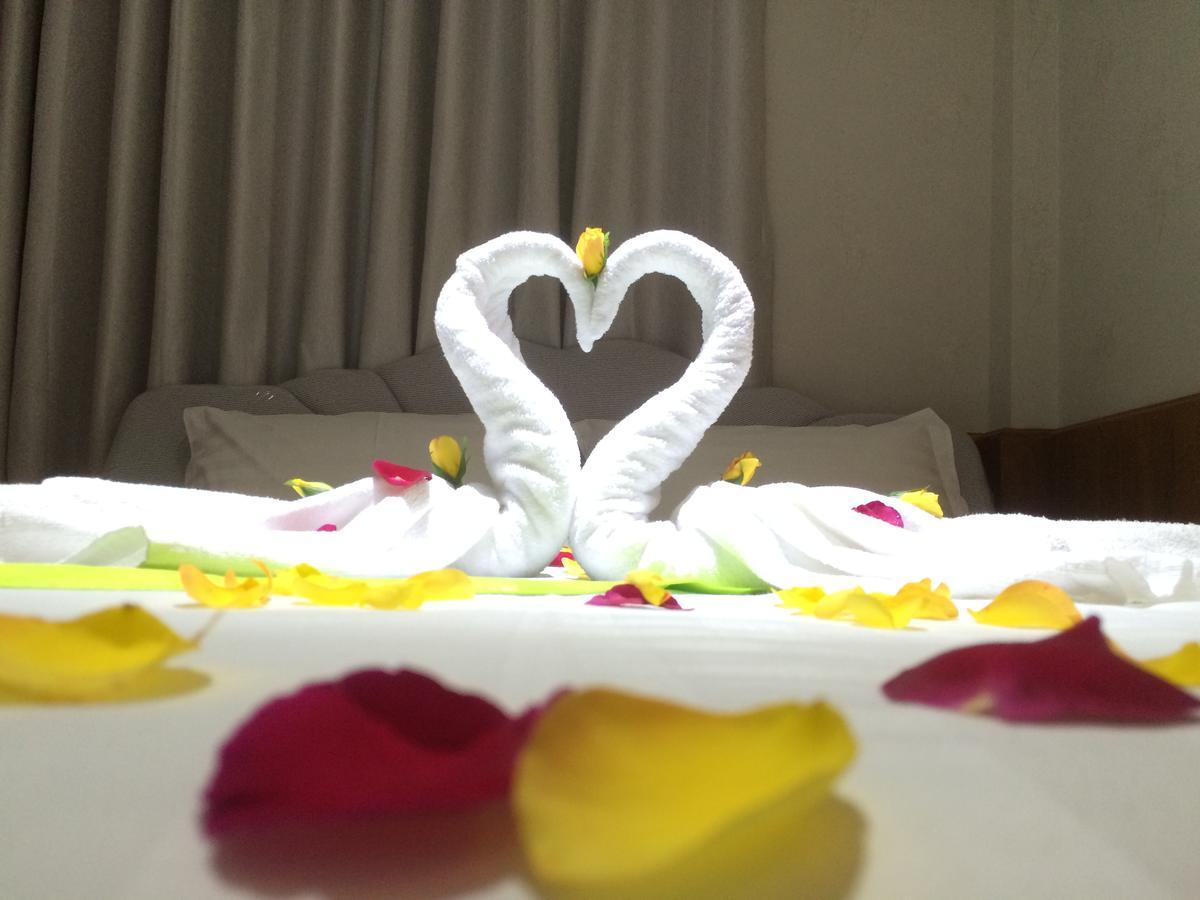 Hotel Rich Pyin Oo Lwin Bagian luar foto